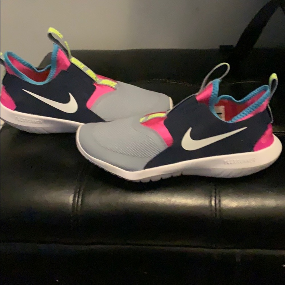 Big girls Nikes worn once